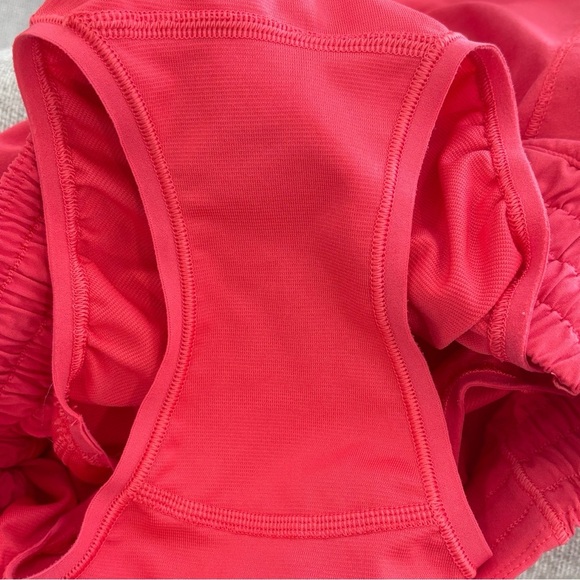 Lululemon Hotty Hot High Rise Shorts 4" In Glaze Pink Size 2 - Picture 4 of 6